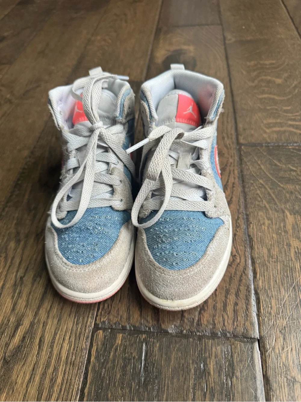 Jordan Kids' Preschool Air Jordan 1 Mid Basketball Shoes in Blue, Gray & Pink